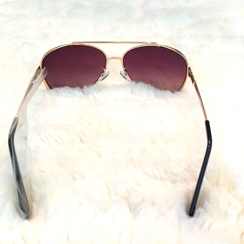 BCBG Max Azria Classic Gold Aviator Sunglasses Pink lenses New - Picture 2 of 8